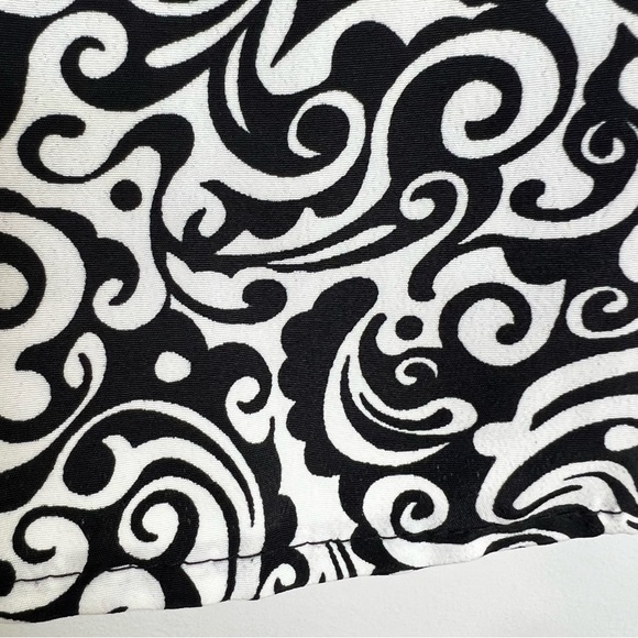 Vintage 90s Y2K Canadian made black white damask print sleeveless wrap top M - Picture 8 of 12